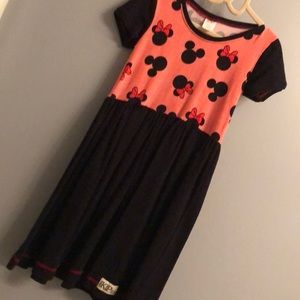 KPea Mickey & Minnie. Cap sleeve.